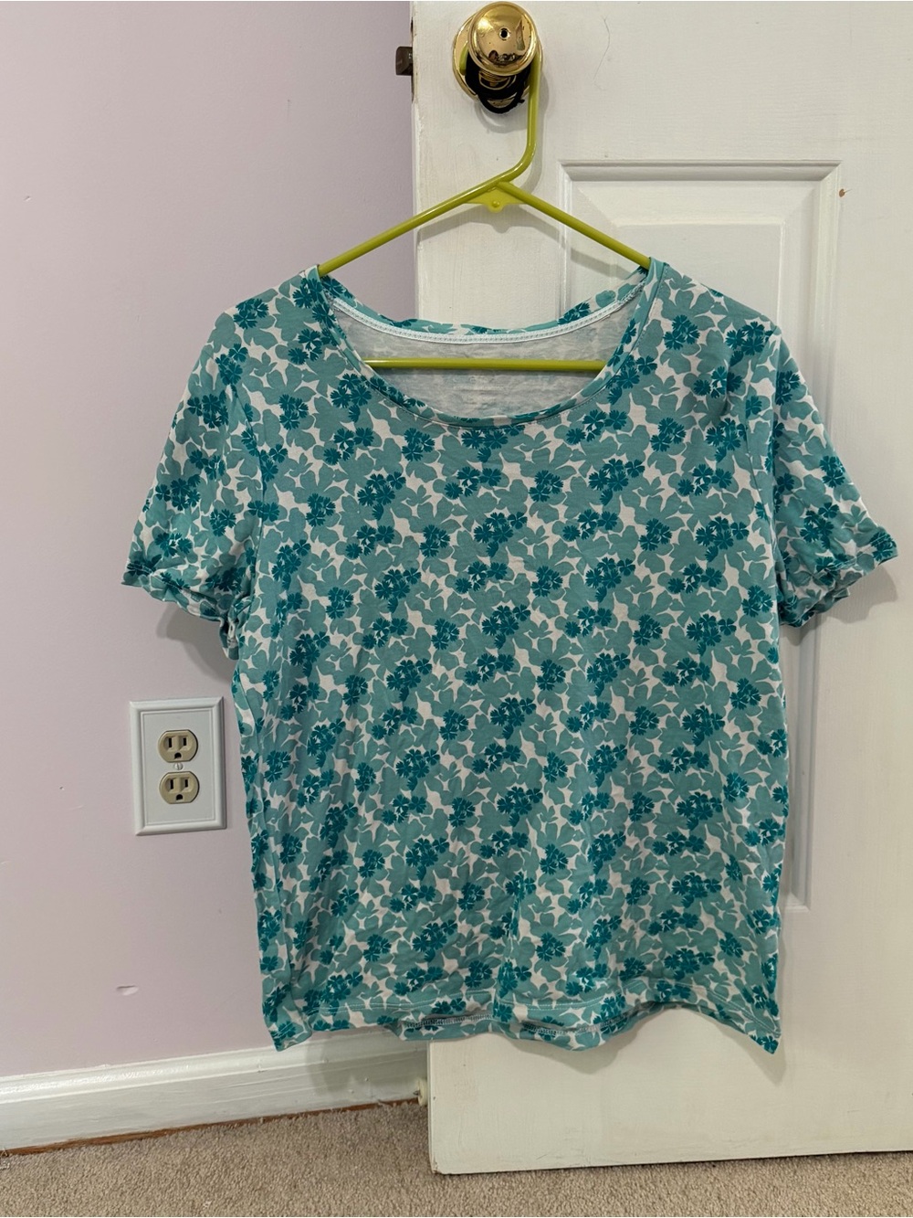 Floral Short-Sleeve Tee in Teal and White